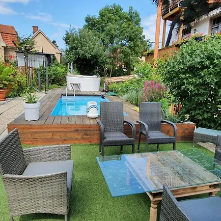 Apartament Mit Pool - *