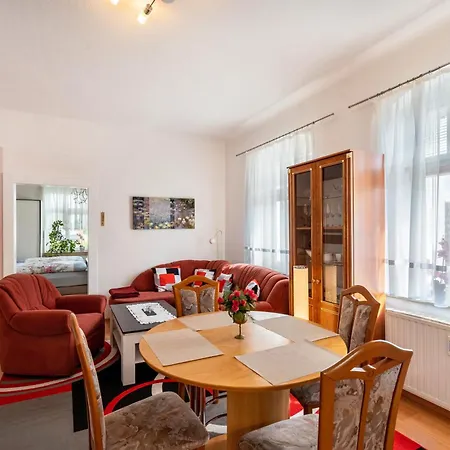 Mit Pool - Apartament
