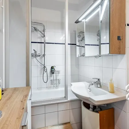 アパート Mit Pool - *